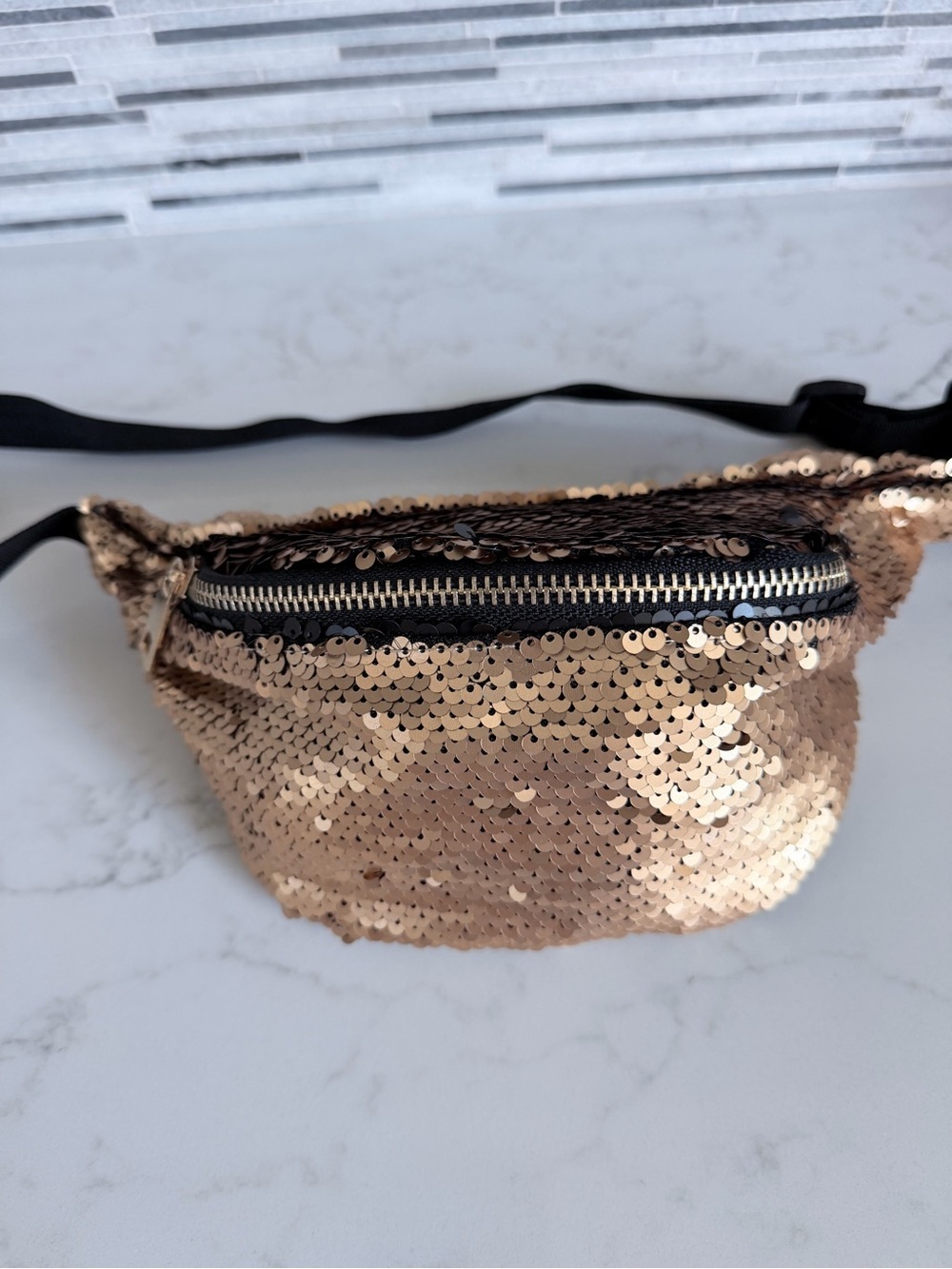 Vintage Y2K Sequin Waist Bag - Gold